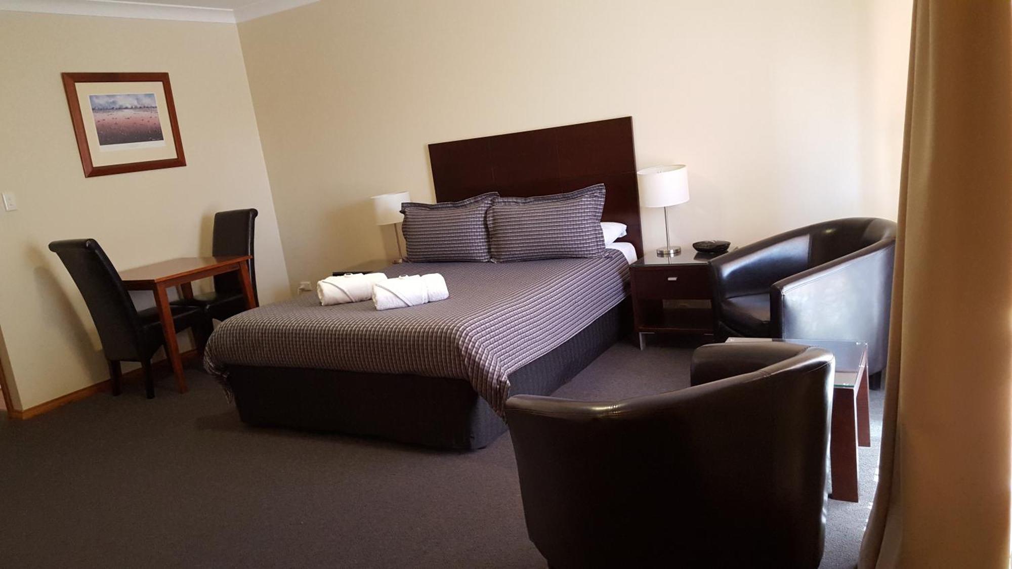 Gateway Motor Inn - Self Check-In Broken Hill Ngoại thất bức ảnh