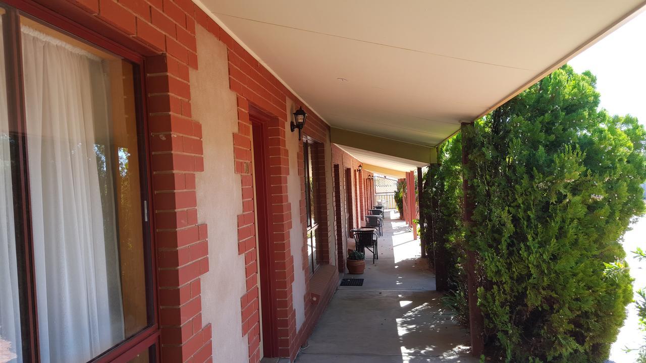 Gateway Motor Inn - Self Check-In Broken Hill Ngoại thất bức ảnh