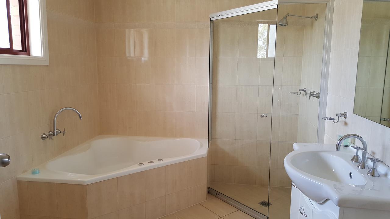 Gateway Motor Inn - Self Check-In Broken Hill Ngoại thất bức ảnh