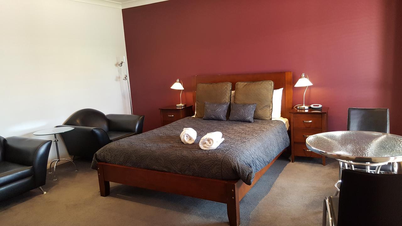 Gateway Motor Inn - Self Check-In Broken Hill Ngoại thất bức ảnh
